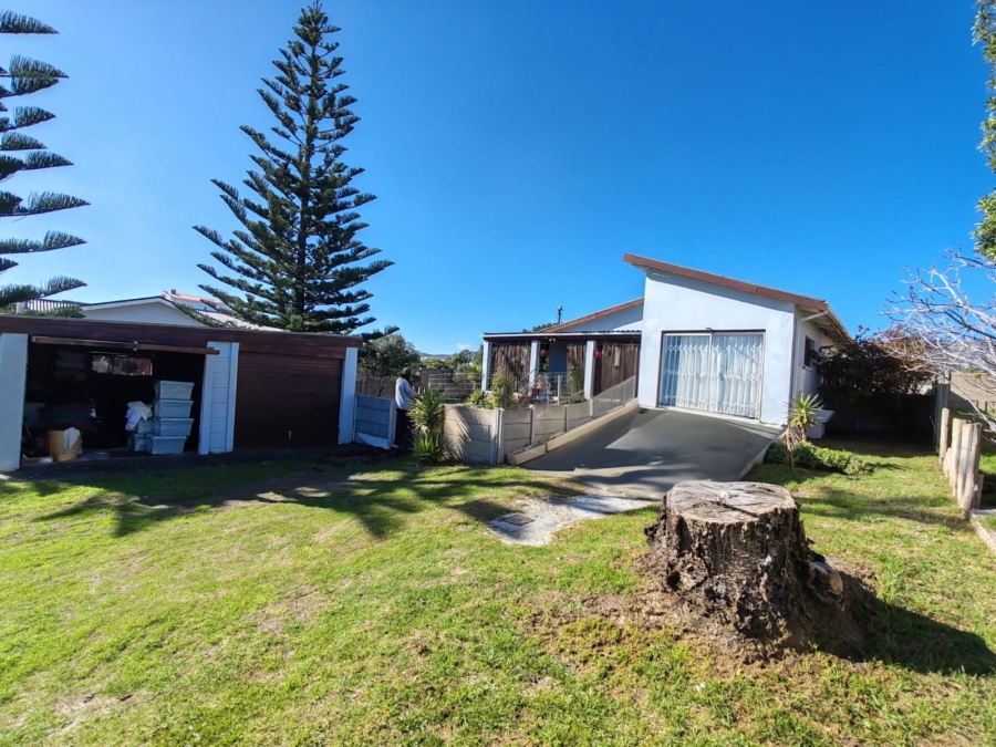 3 Bedroom Property for Sale in De Kelders Western Cape